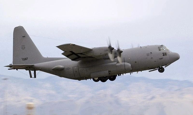 Οι Ρώσοι «τύφλωσαν» αμερικανικό EC-130 στη Συρία